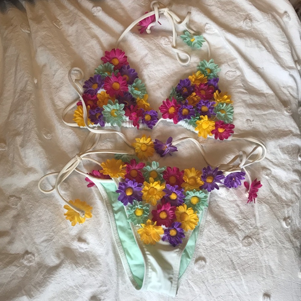 Bikini set flowers size small